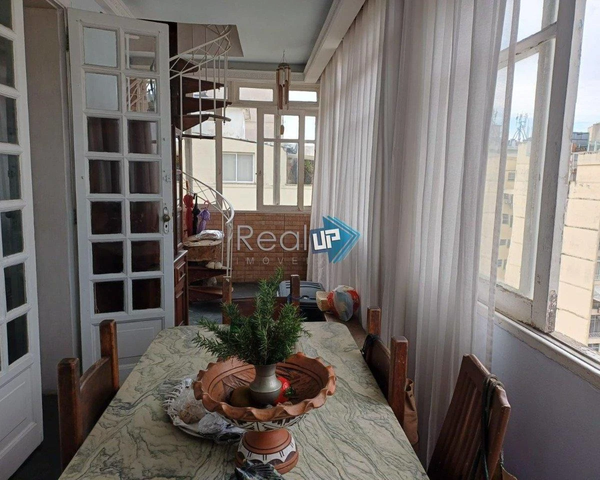 Furnished duplex penthouse with 3 bedrooms and 3 bathrooms — photo 3
