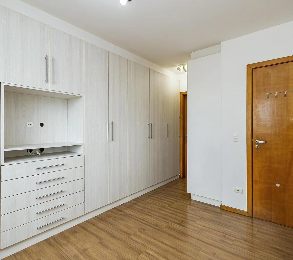 Apartment, 138 m², with a home office — photo 46