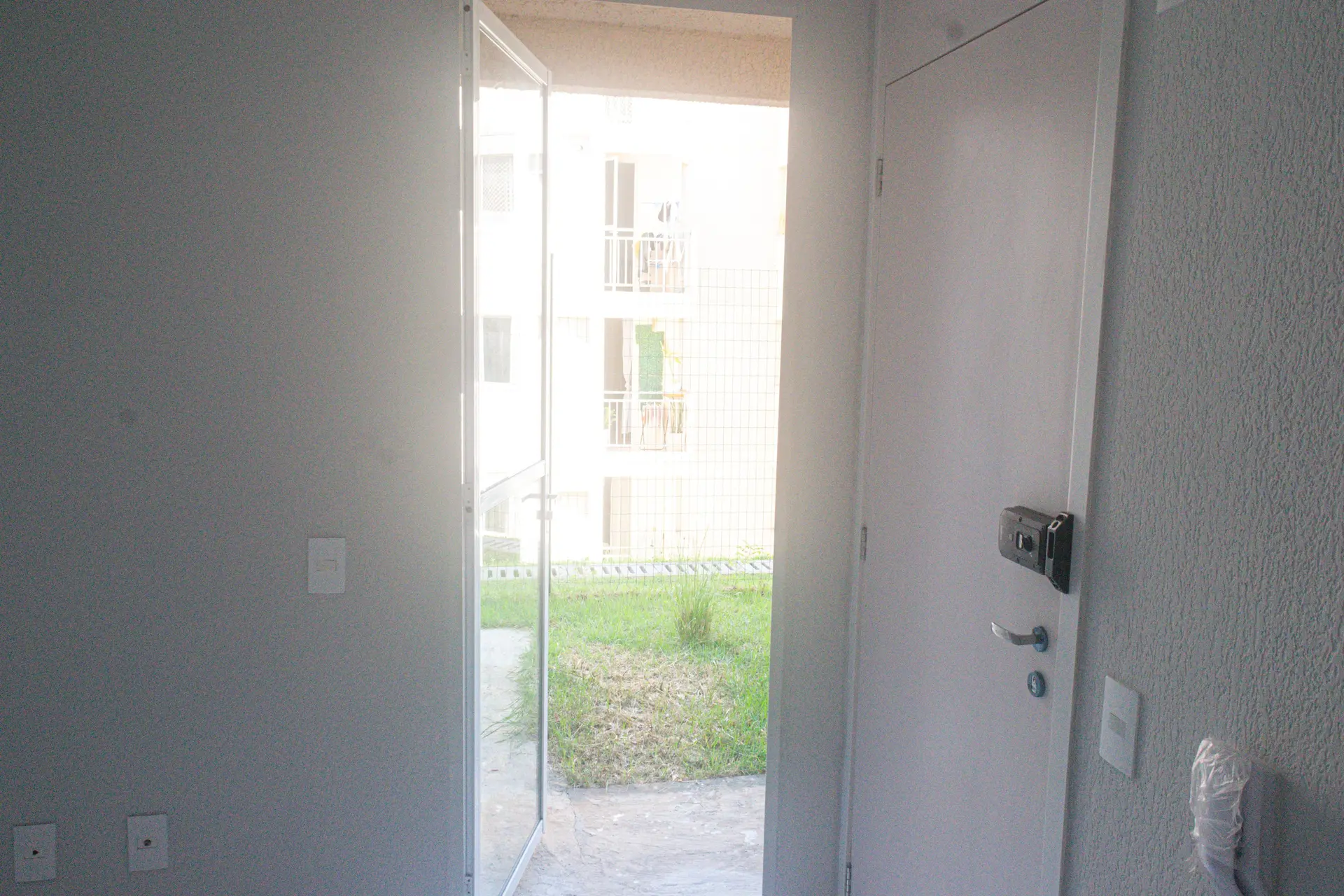 Apartment with 2 bedrooms and a private garden — photo 20