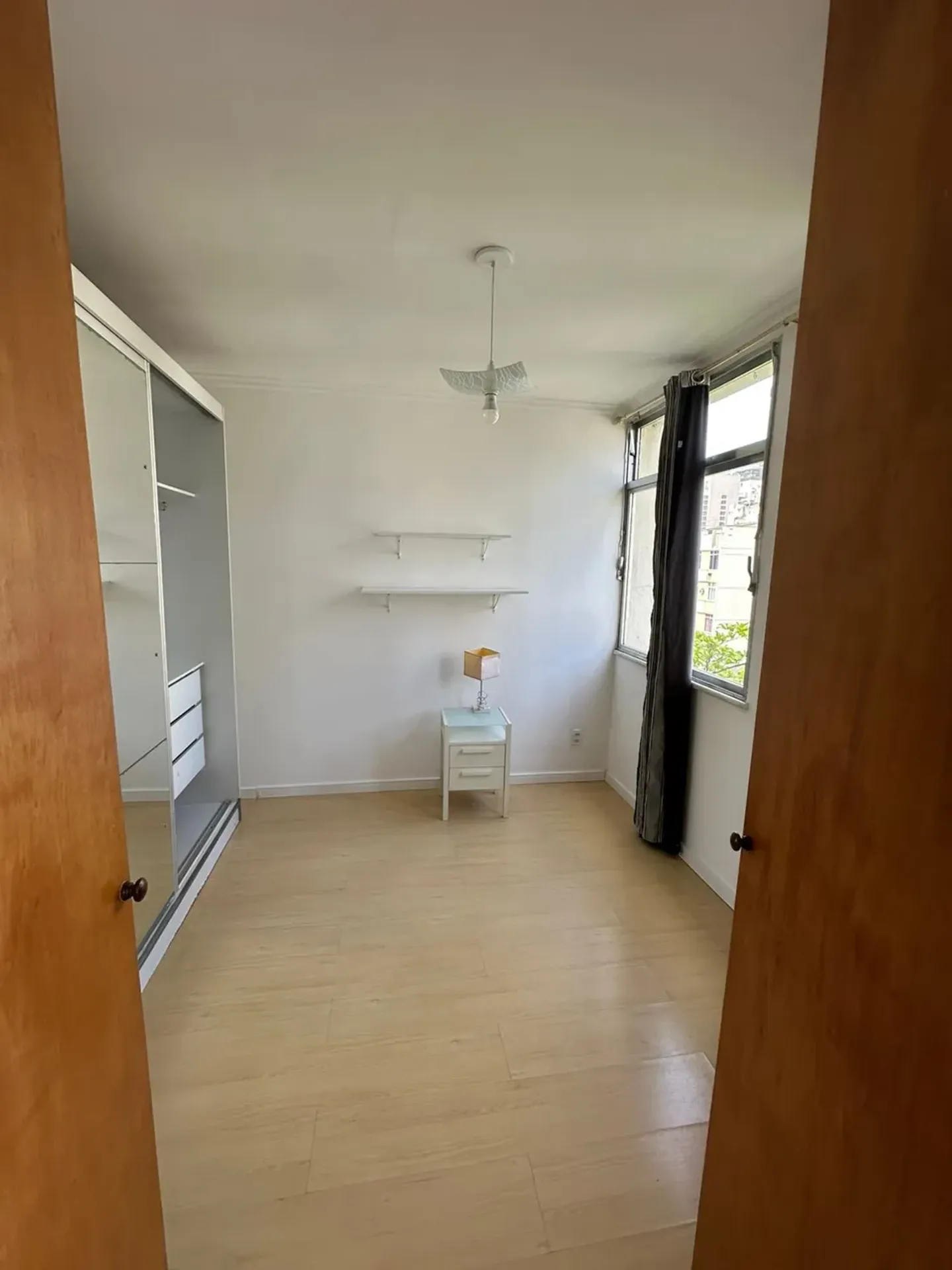 Apartment with a closed kitchen and gas stove; 2 bedrooms — photo 25