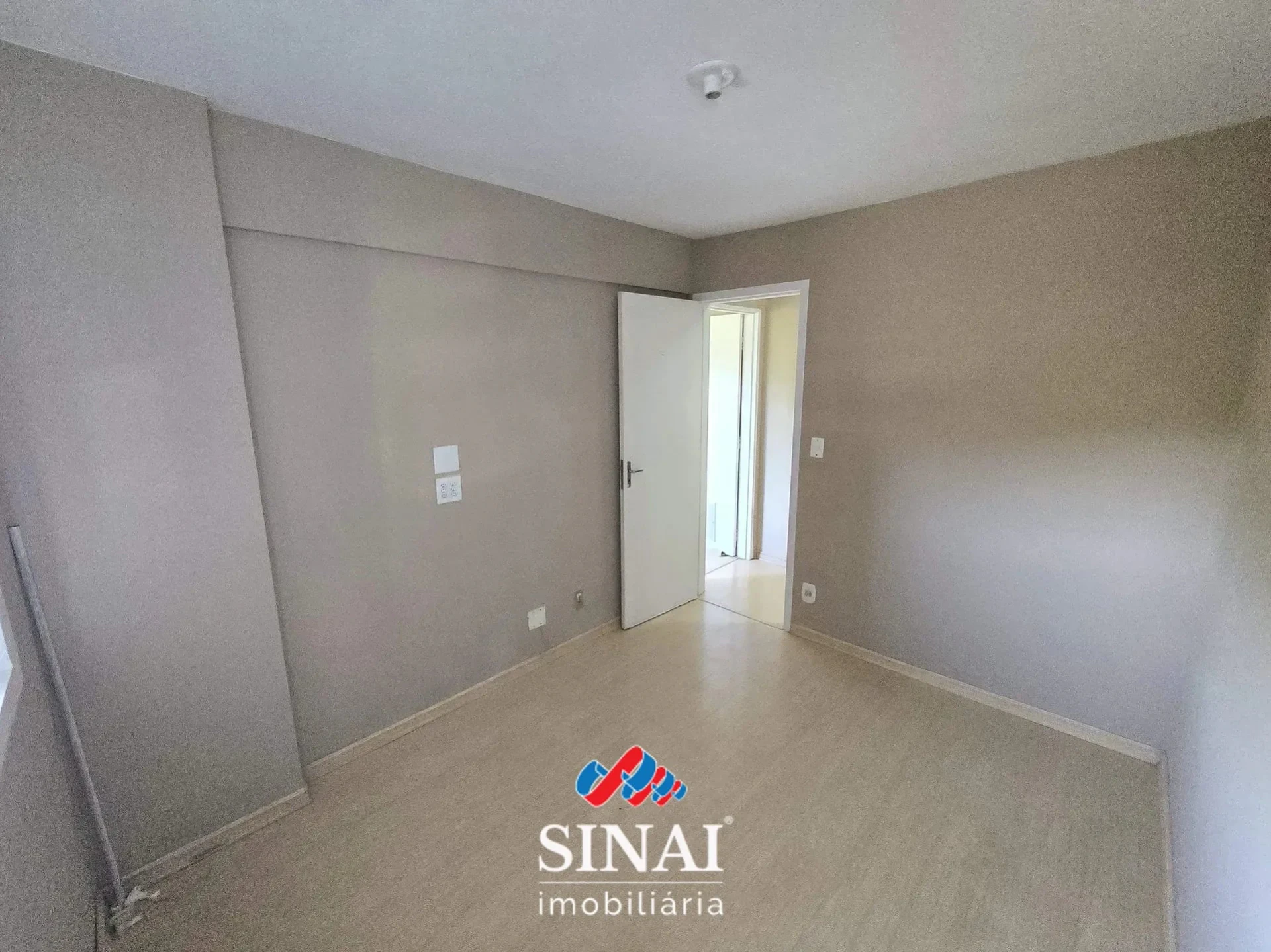 2-bedroom apartment with a washing machine — photo 16
