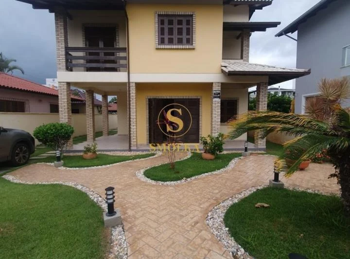 Casa amplia de 456 m² con 3 dormitorios y 2 baños — photo 3