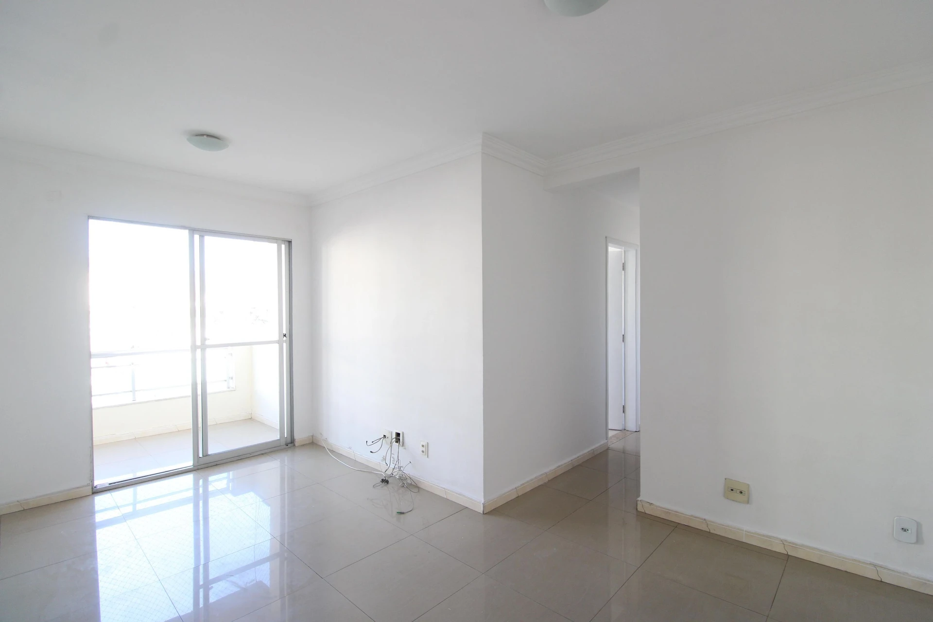 3-bedroom apartment with an en-suite and balcony — photo 3