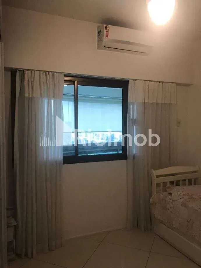 3-bedroom apartment with a washing machine in Rio de Janeiro — photo 12