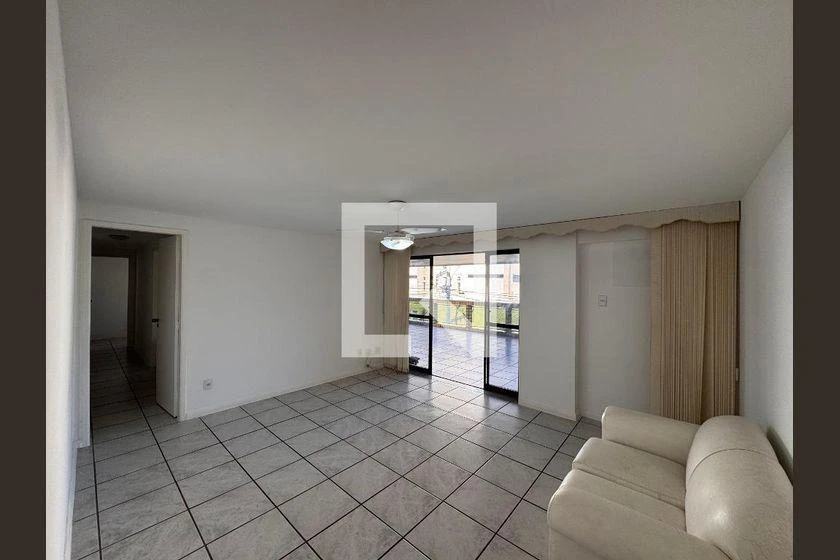 Квартира з вбудованими шафами, 2 кімнати і 130 м² — photo 20