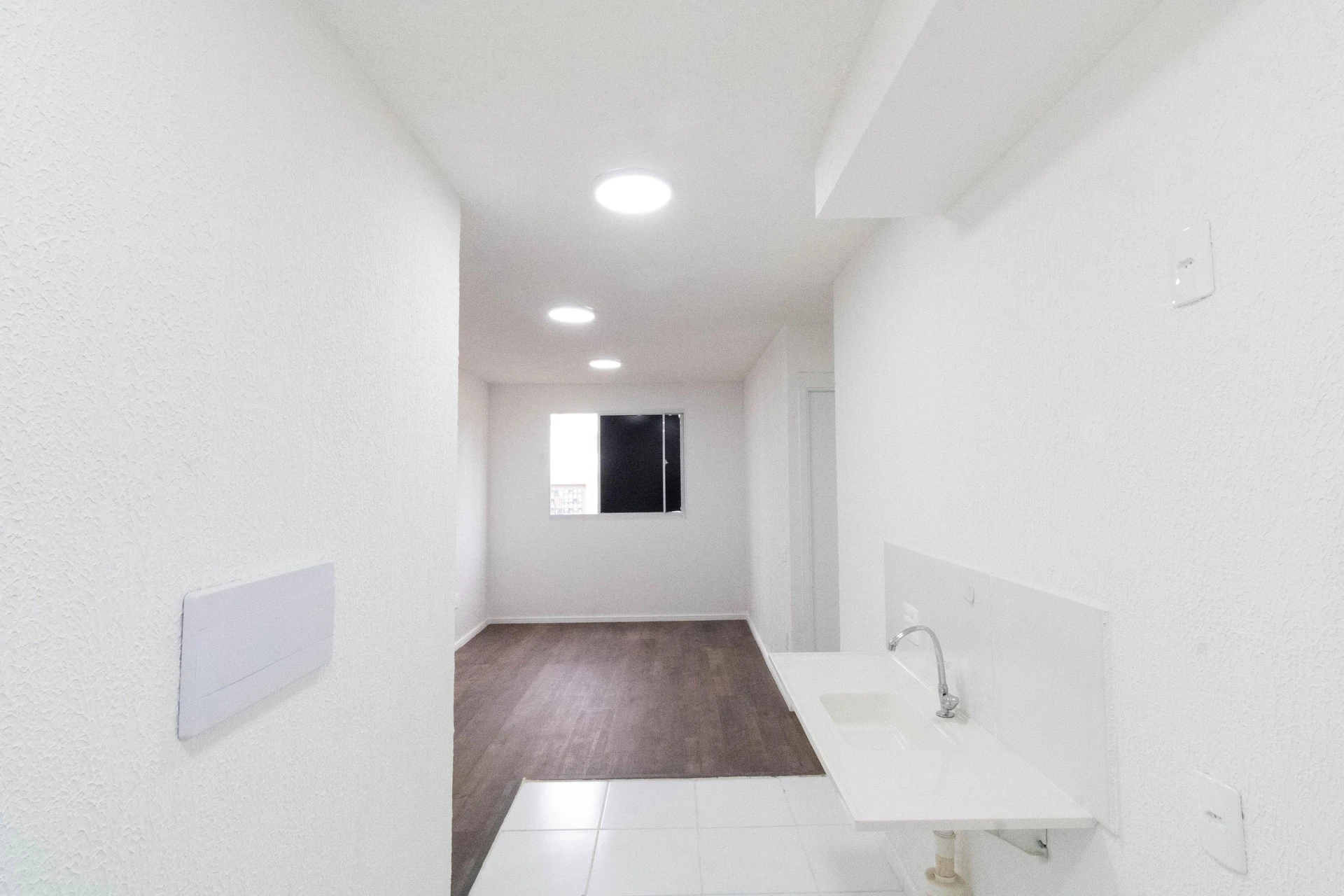 Apartment, 46 m², with wood or laminate floors — photo 26