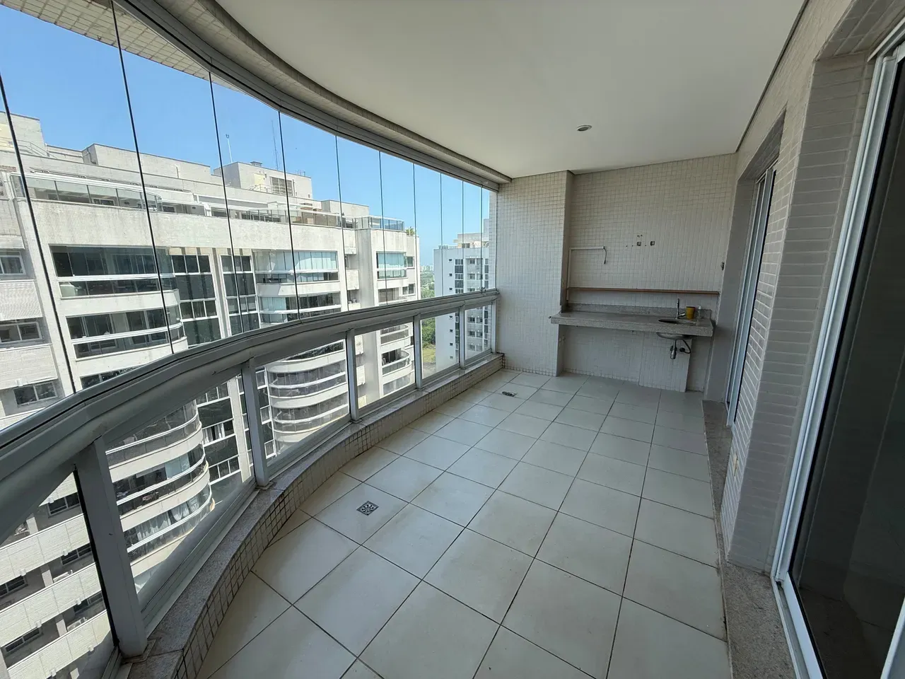 Apartamento de 3 quartos com varanda gourmet — photo 5