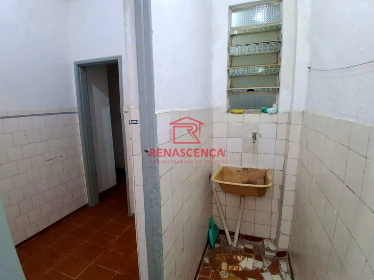 Квартира без мебели: 1 спальня и газовая плита — photo 12