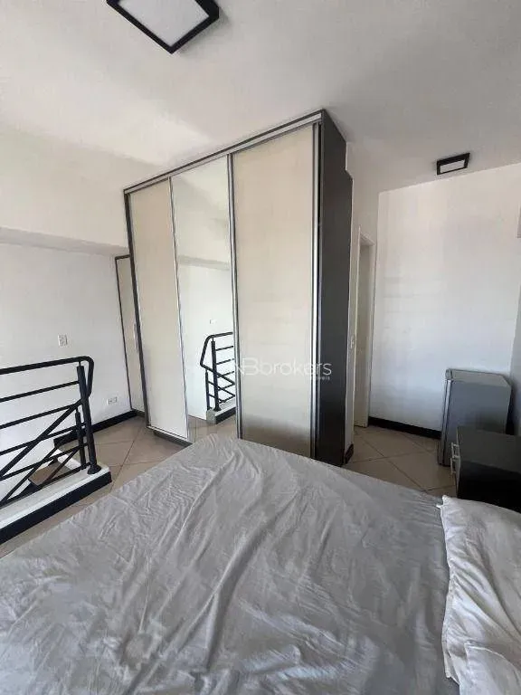 Apartamento duplex de 130 m² com 1 quarto e varanda — photo 9