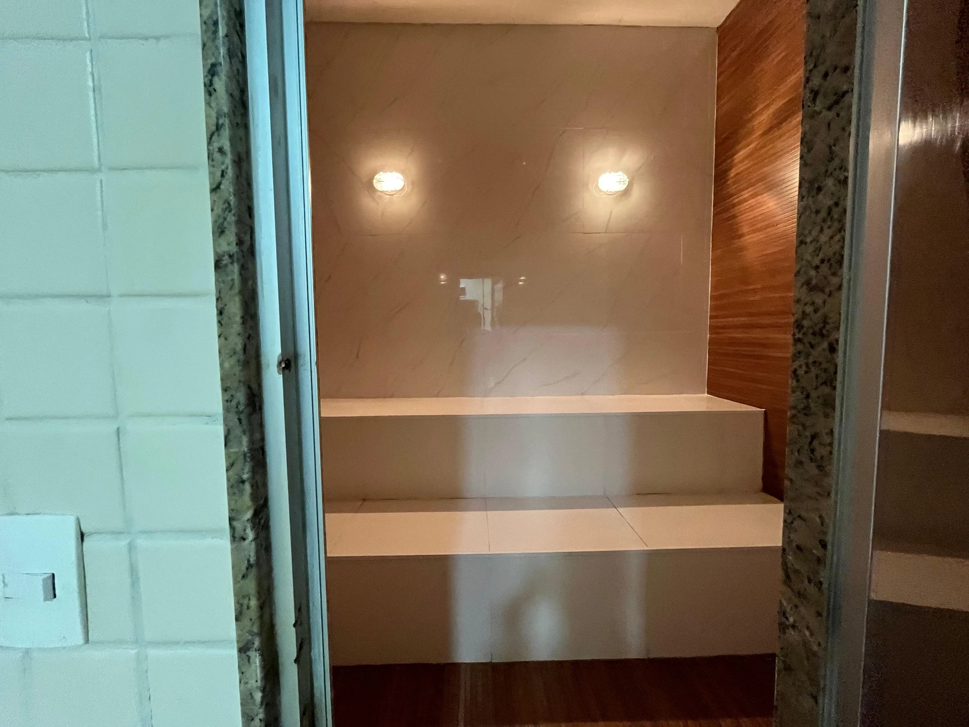 Apartamento mobiliado de 1 quarto em condomínio com sauna — photo 24