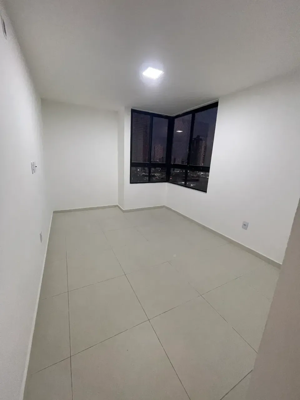 3-bedroom apartment with a grill on the balcony — photo 13