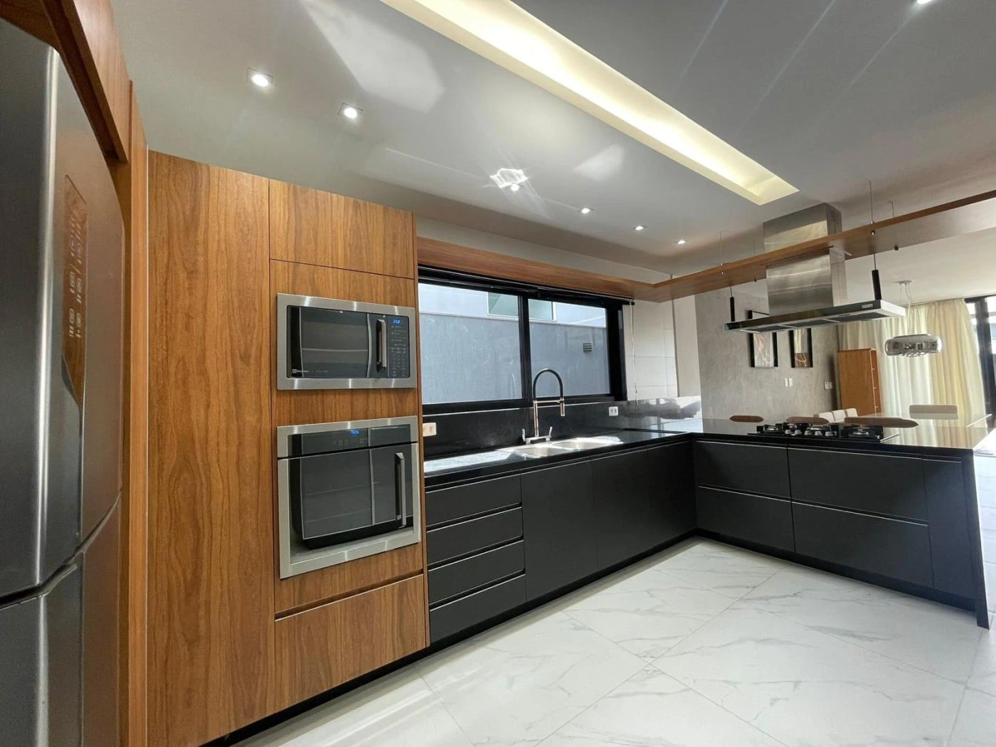 Casa em condomínio para locação com 330 m² e 5 dormitórios — photo 18