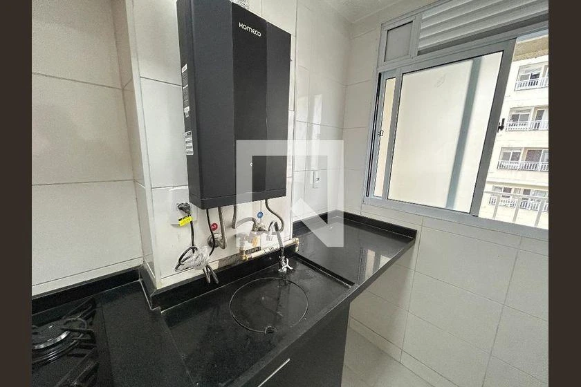 Apartamento de 2 quartos em condomínio com piscina — photo 31