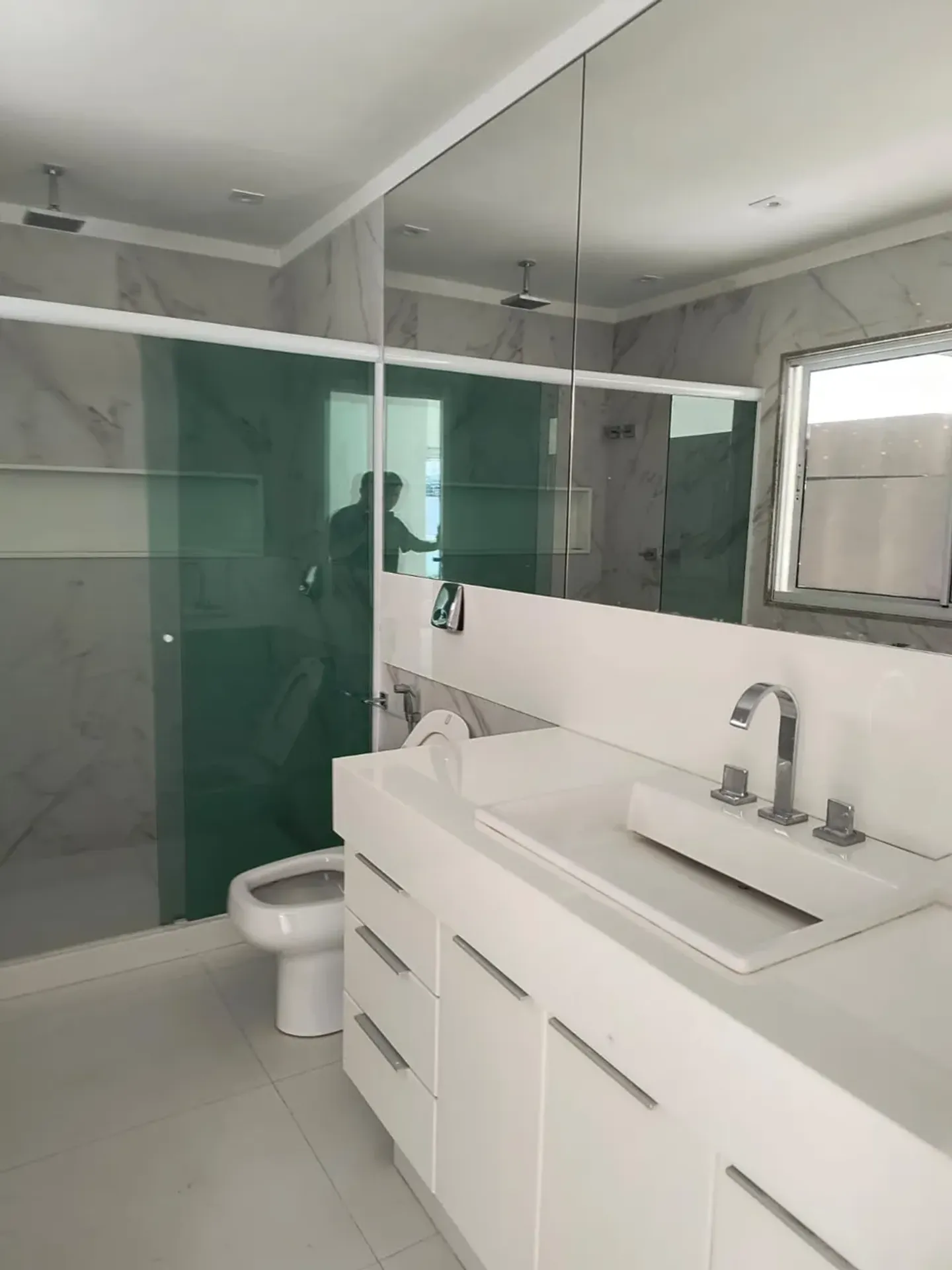 Rooftop apartment with 3 bedrooms and 1 bathroom — photo 27
