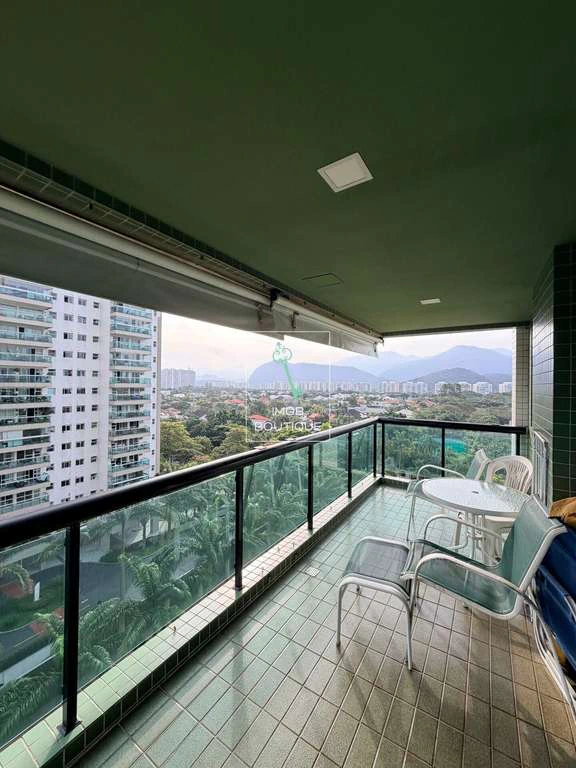 Apartment with enclosed balcony, 3 bedrooms and 2 parking — photo 3