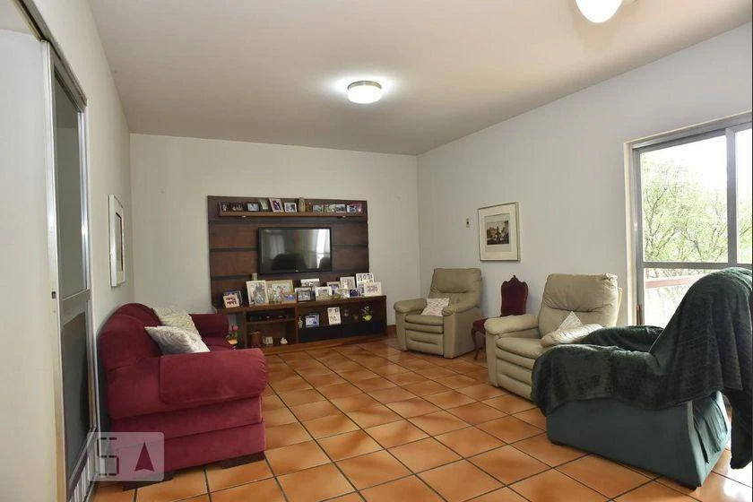 Будинок в оренду з 4 спальнями, 450 м² і 6 місцями — photo 5