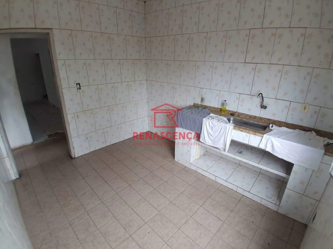 2-bedroom house with a washing machine — photo 3