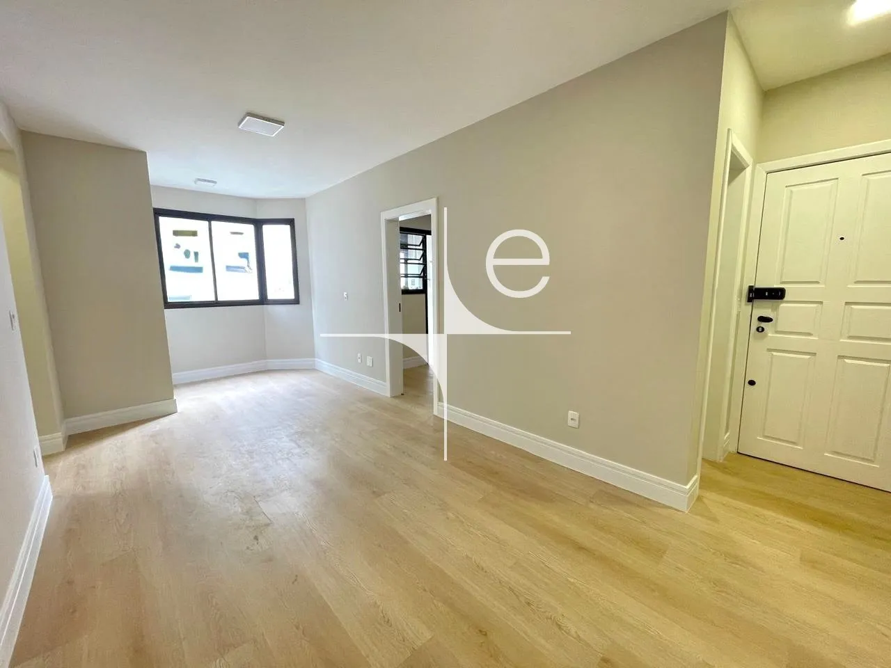 2-bedroom apartment with a home office