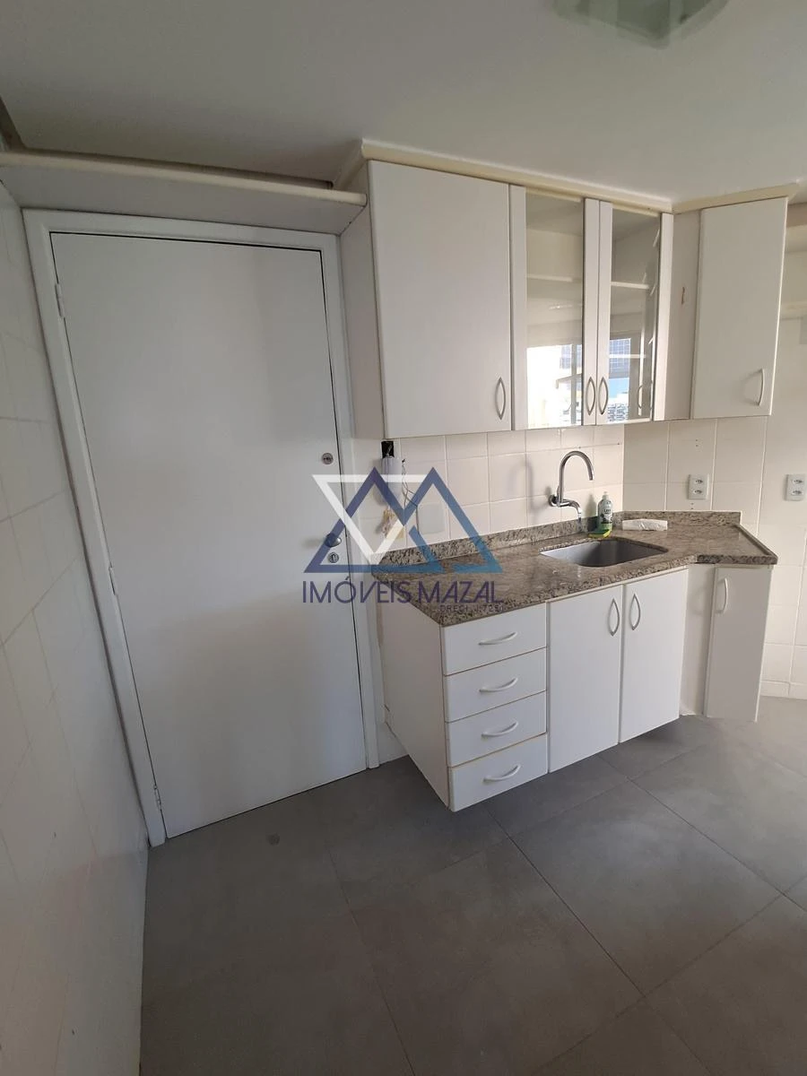 3-bedroom apartment in a building with a sauna — photo 16
