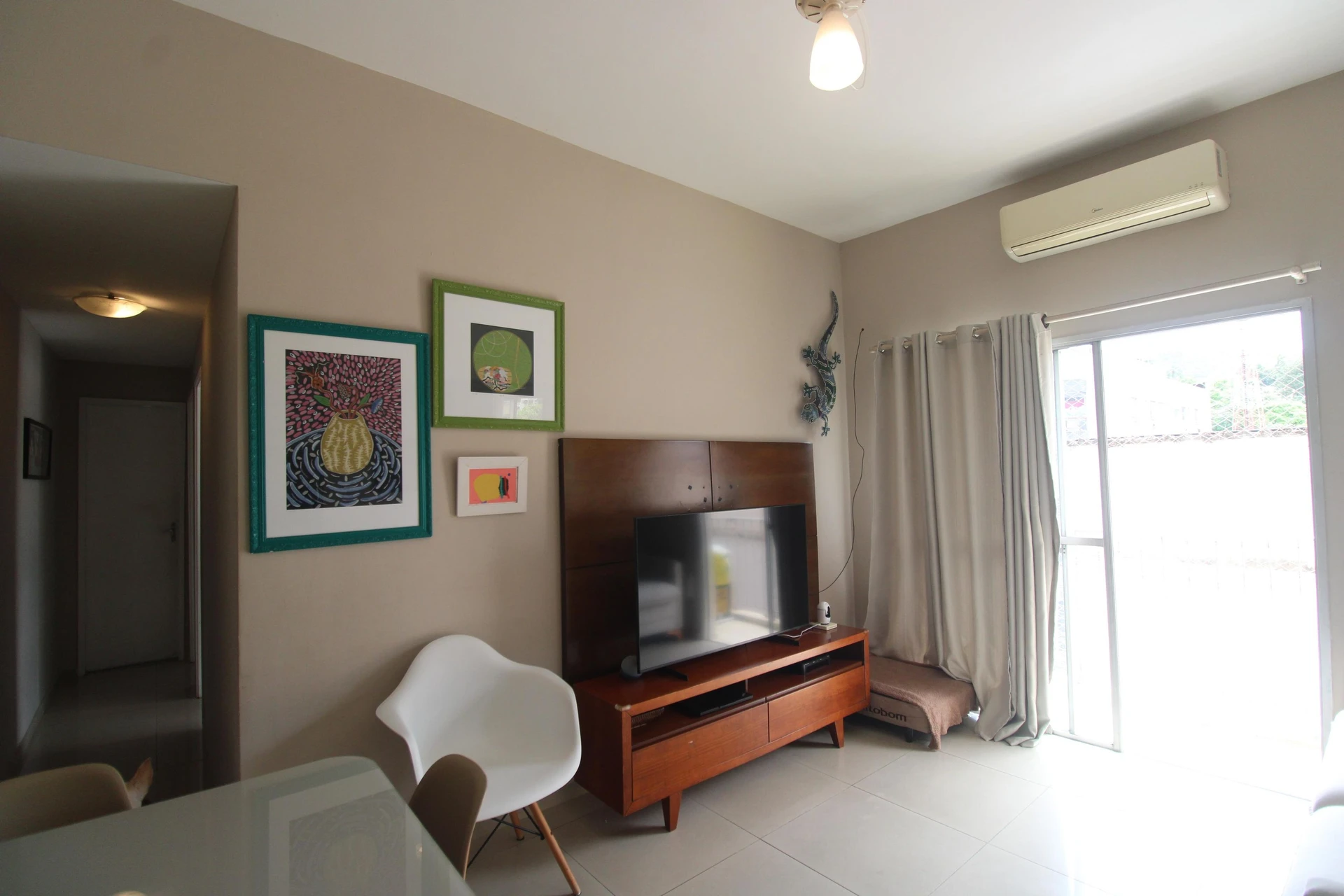 60 m² apartment with a washing machine and a mountain view