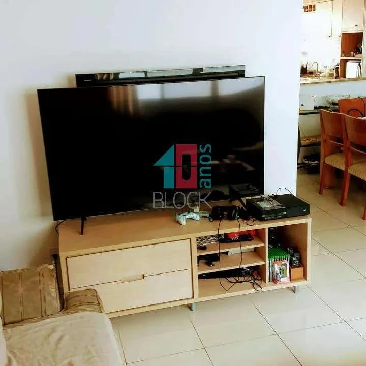 Furnished house with 5 bedrooms and 226 m² — photo 2