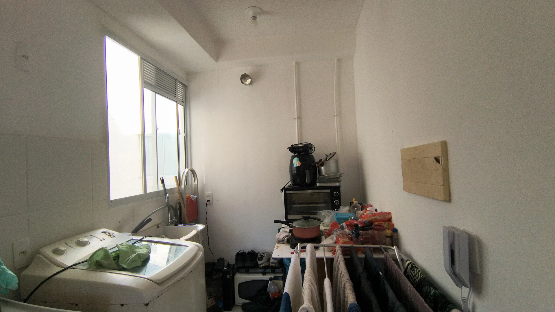 Furnished 2-bedroom apartment with 1 bathroom — photo 22