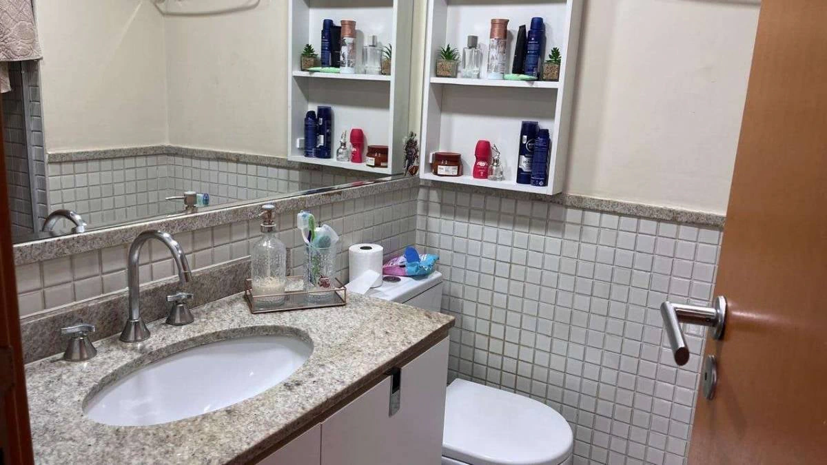 Mountain view in a 3-bedroom apartment, 81 m² — photo 12
