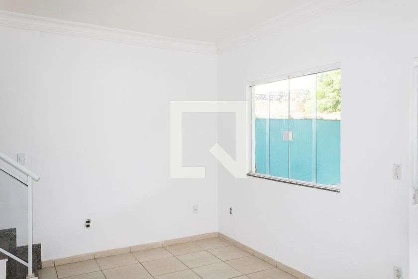 Sobrado de 150 m² com 3 quartos e jardim privativo — photo 2