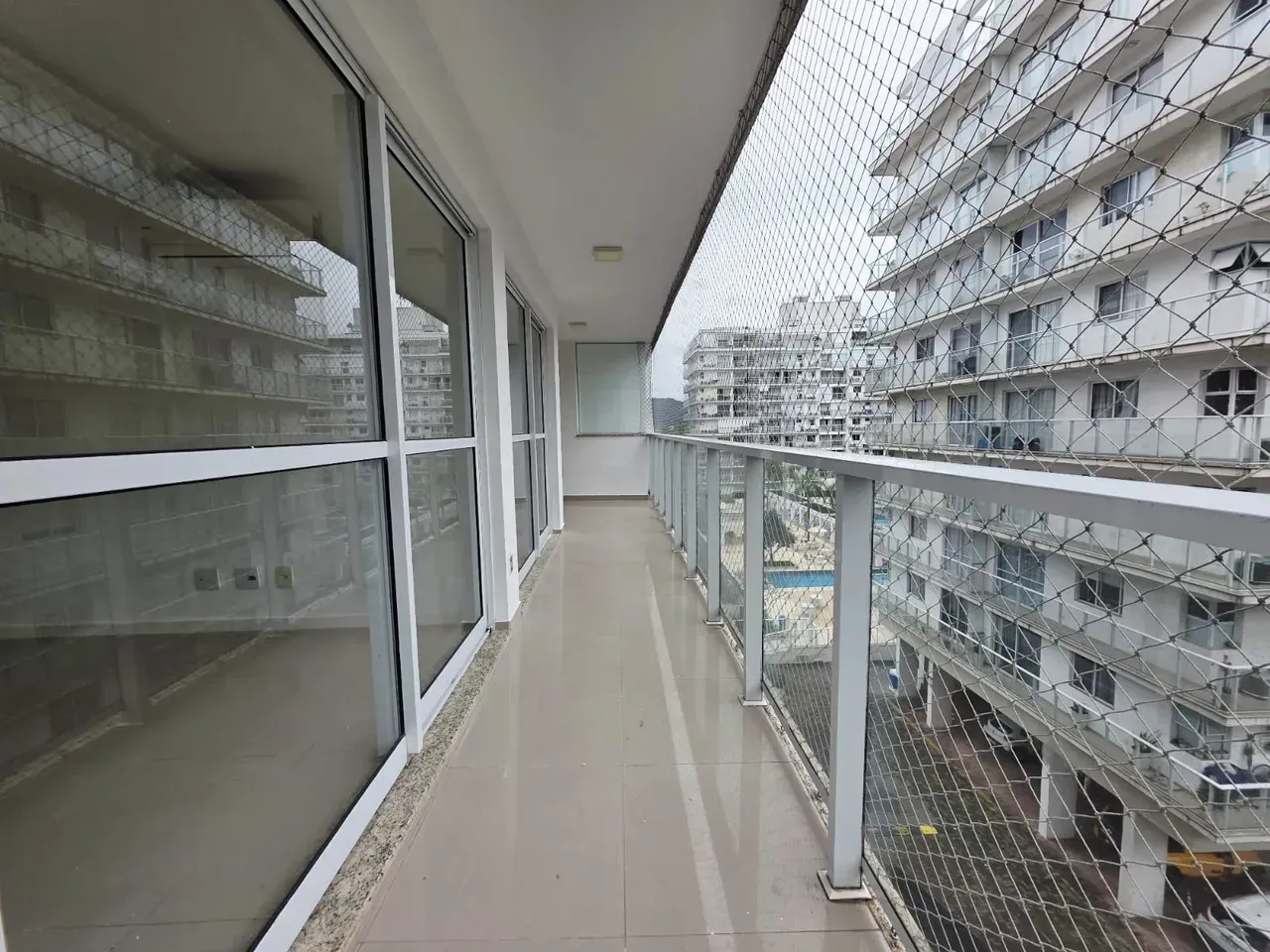 3-bedroom apartment with a separate closed kitchen — photo 12