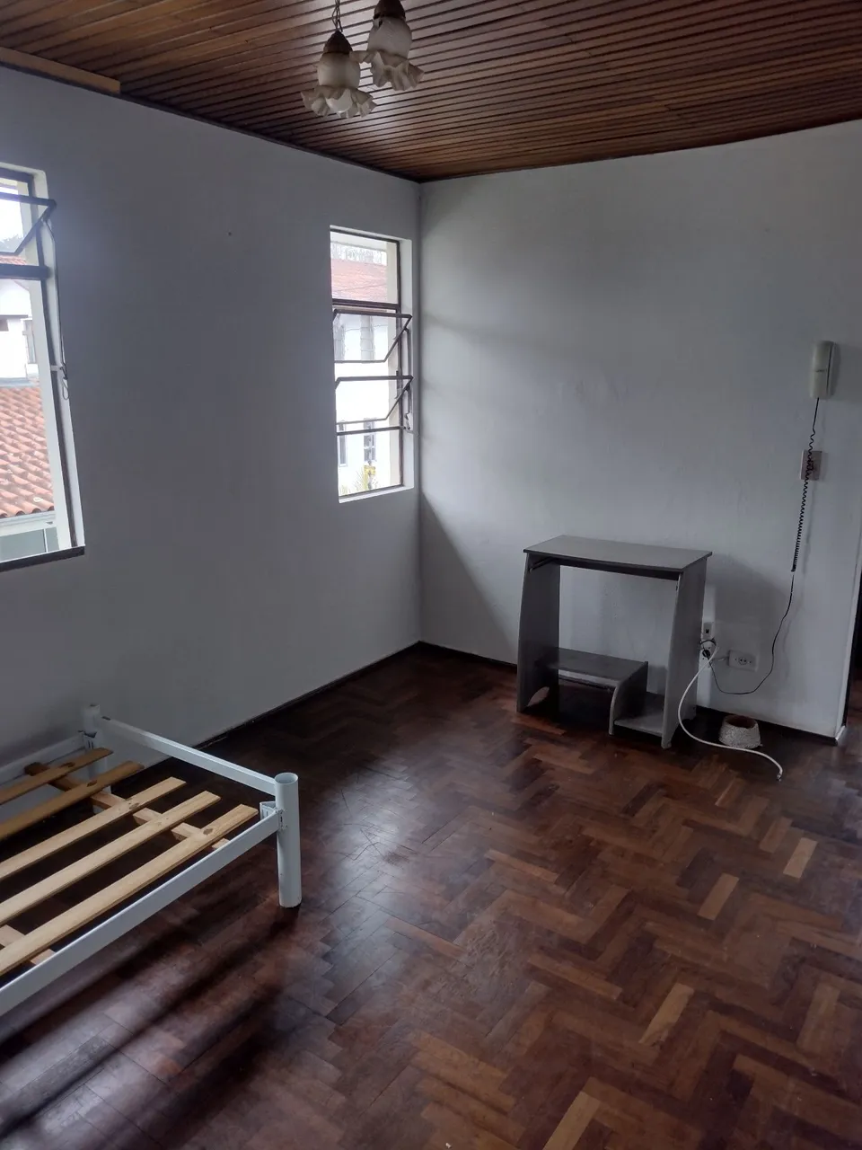 Home office in a 2-bedroom apartment, 50 m²