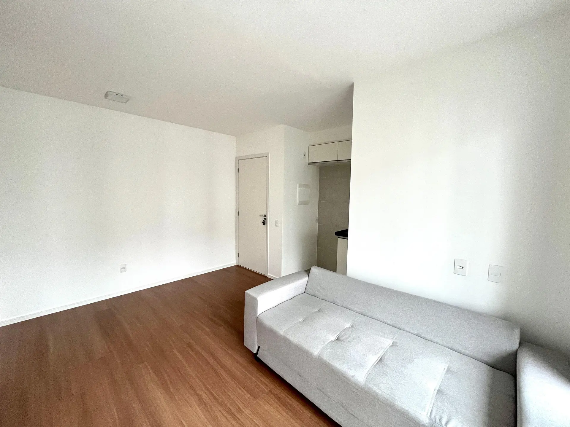 Wood or laminate floors in a 2-bedroom apartment, 45 m² — photo 5