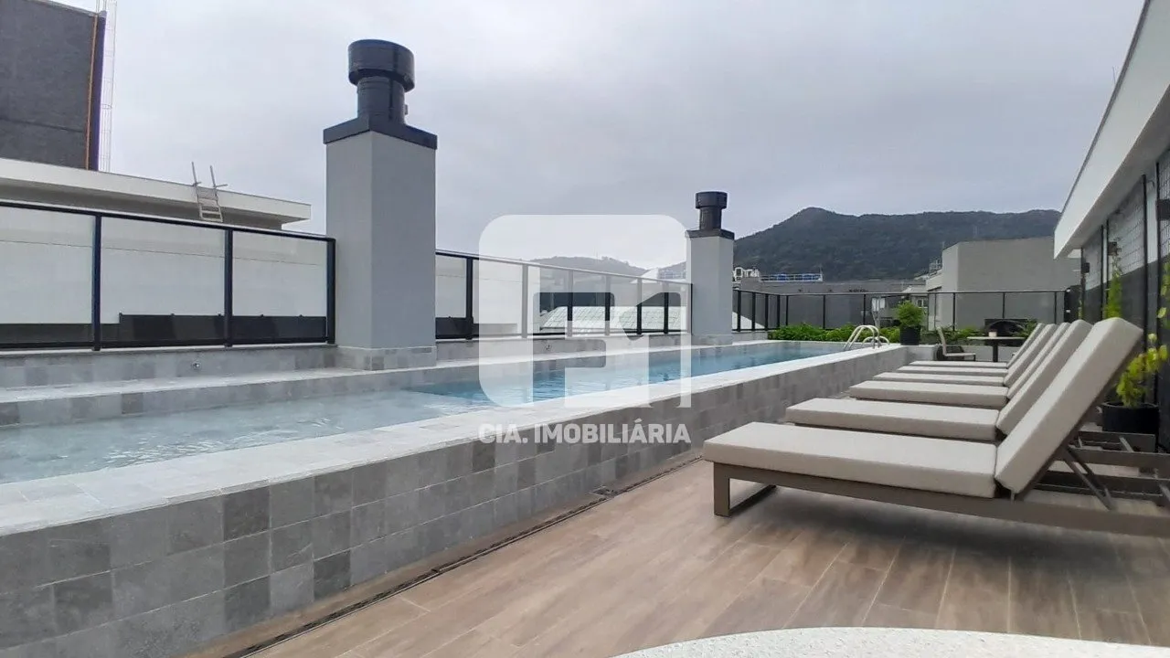 Furnished apartment with 2 en-suite bedrooms — photo 17