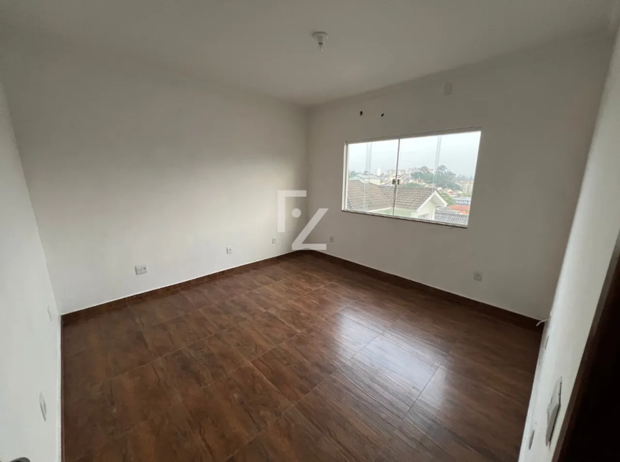 Дом с 3 спальнями и 4 ванными, 220 м² — photo 4