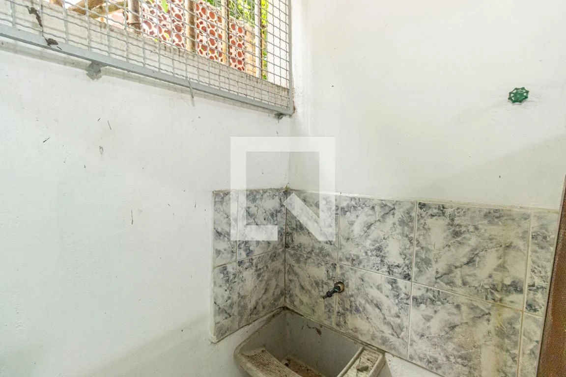 Casa sem mobília com 3 quartos e 3 banheiros — photo 45