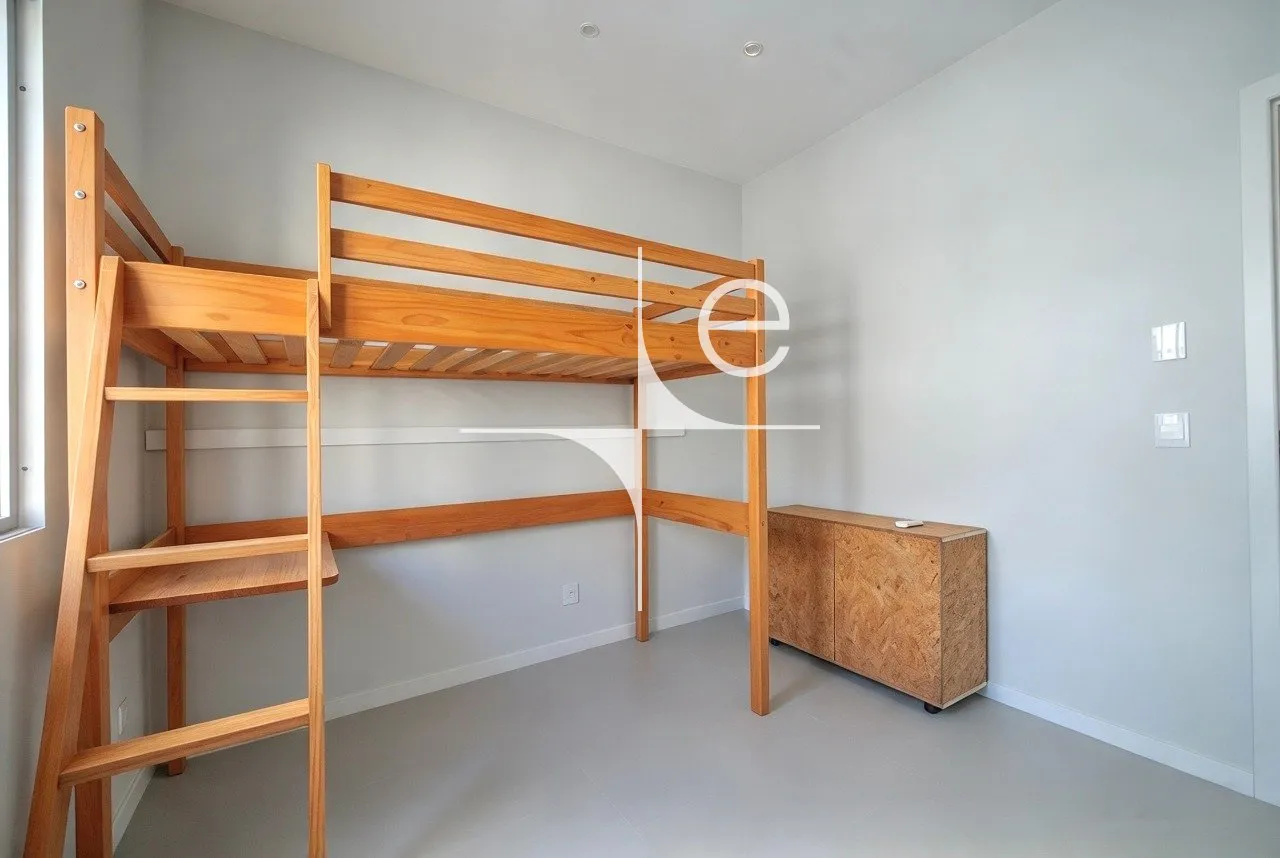 Apartment on the 4th floor with a home office — photo 11