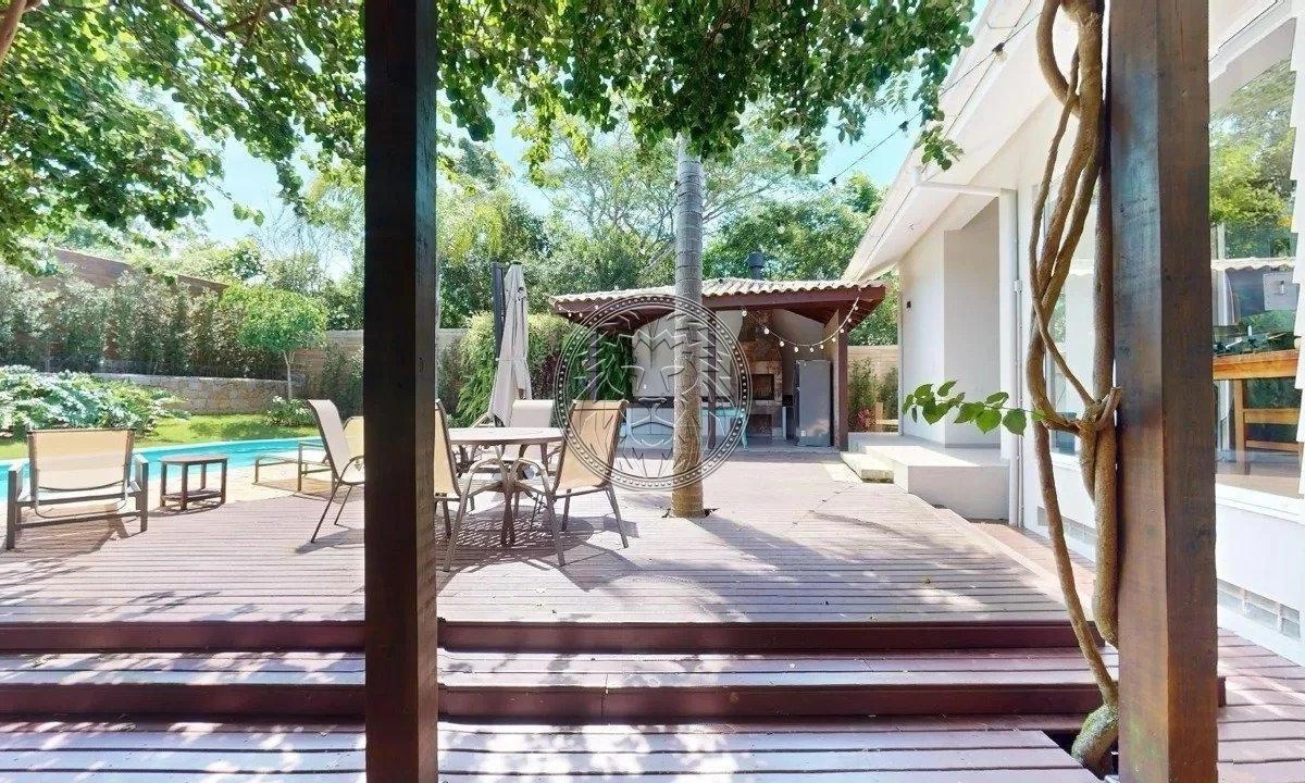 4-bedroom house with a dishwasher in Florianópolis — photo 7