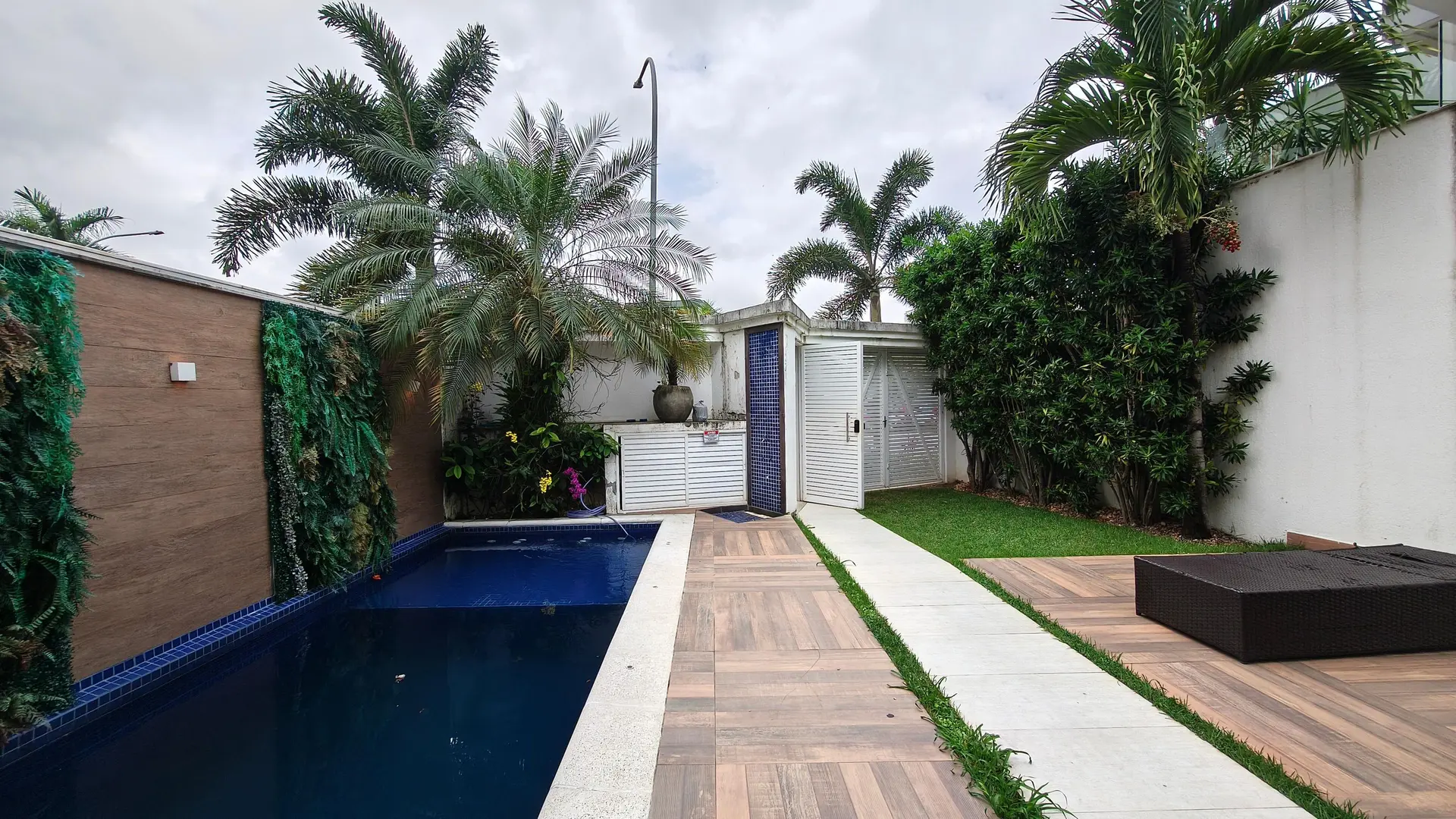Casa mobiliada, 430 m², com banheira — photo 11