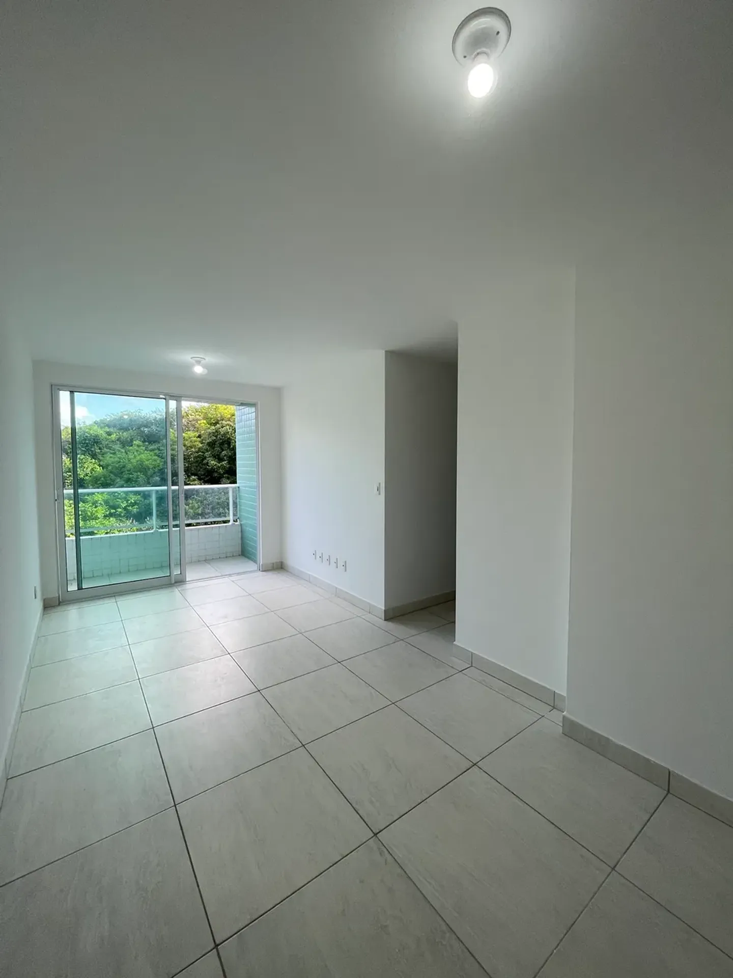 Apartamento para locação com 2 quartos e 2 banheiros — photo 2