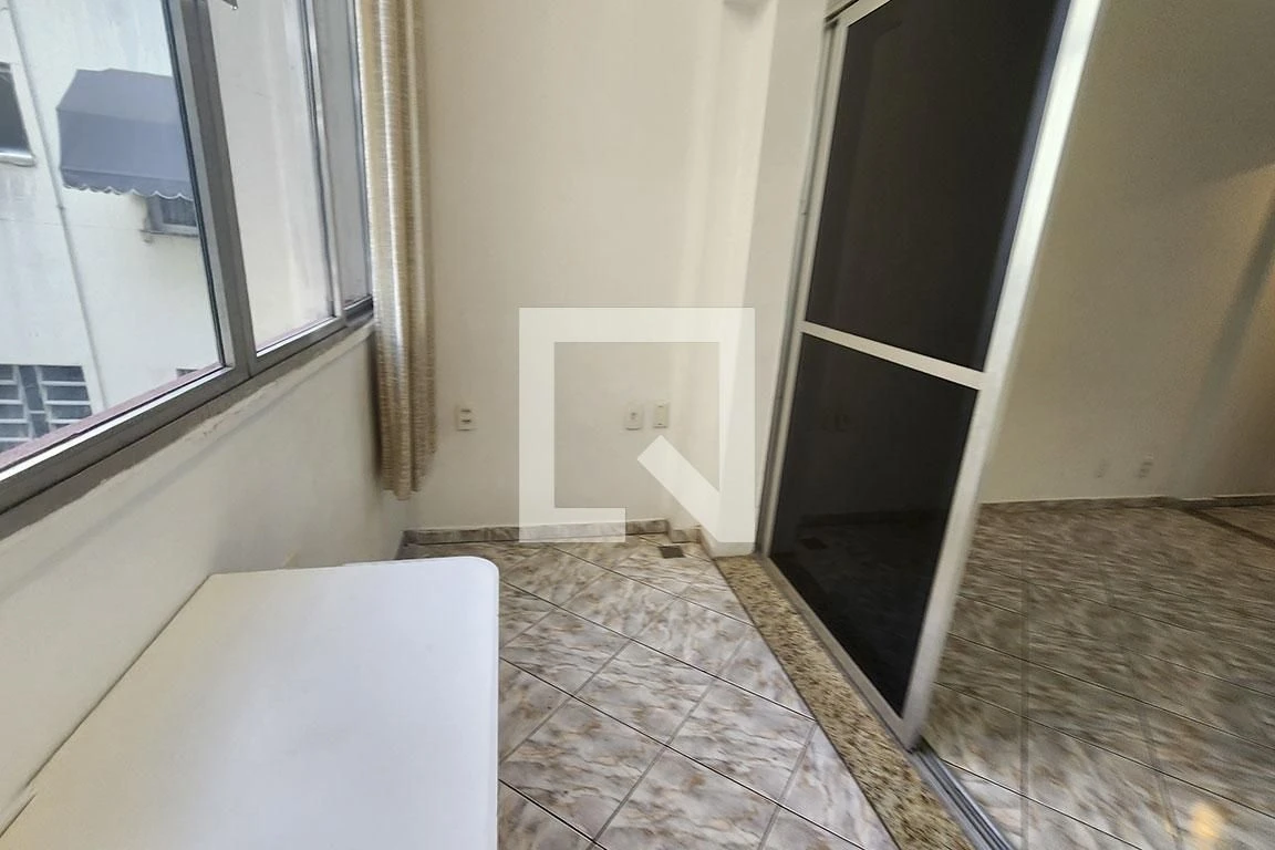 1-bedroom apartment with a balcony — photo 19