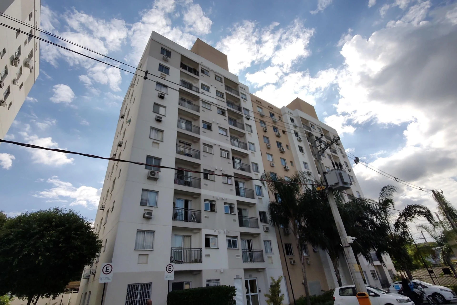 2-bedroom apartment with a glass-enclosed balcony — photo 74