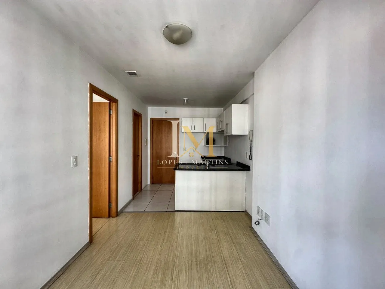 Apartamento, 48 m², com piso de madeira ou laminado — photo 19