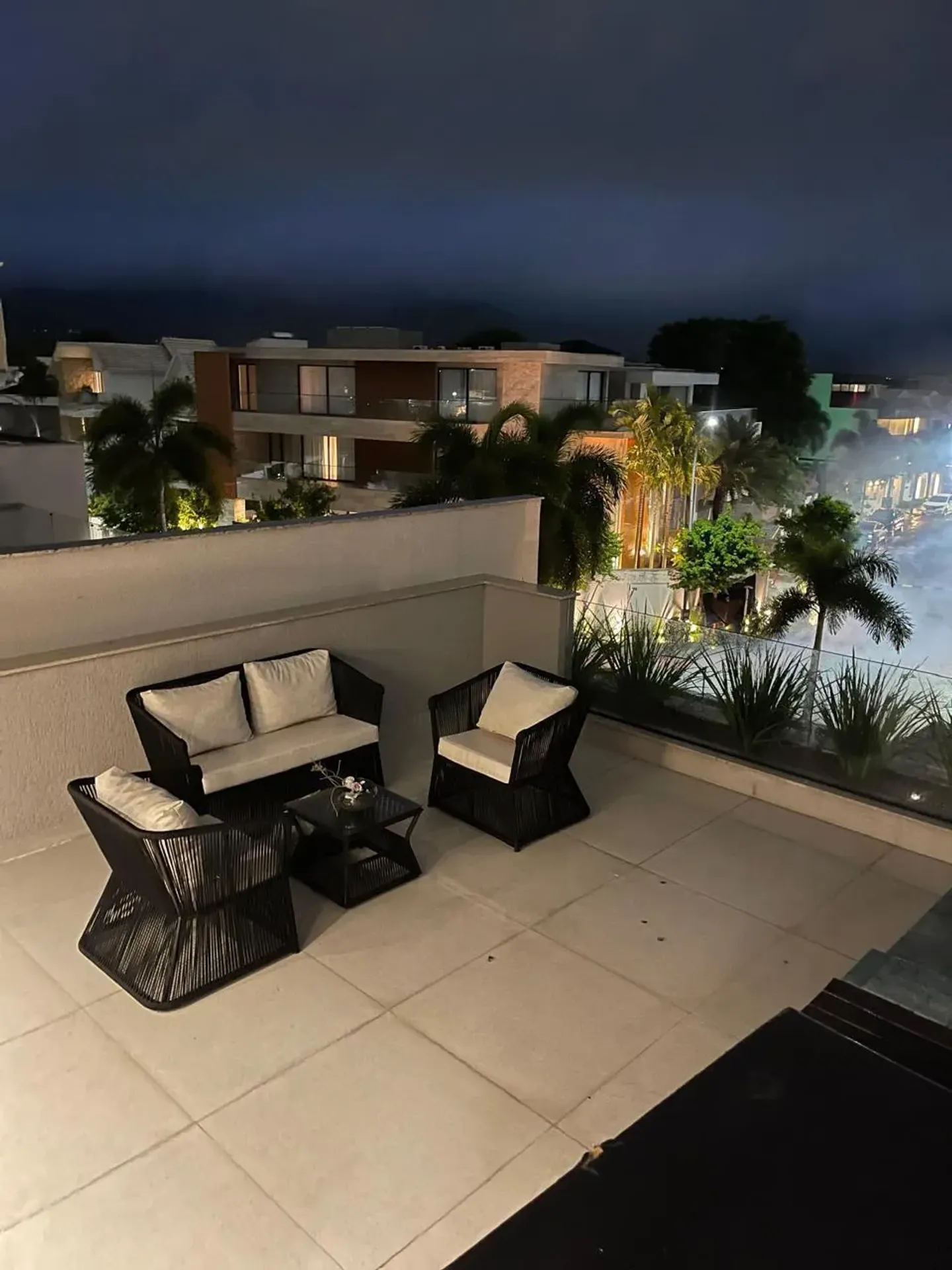 Casa mobiliada com jardim e churrasqueira privativa — photo 48