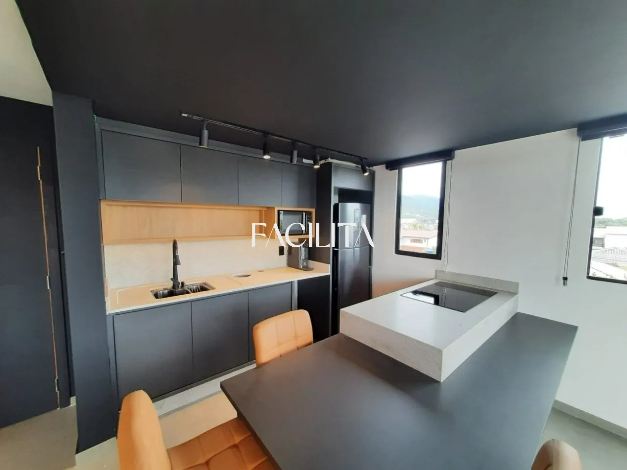 Меблированная мансарда 30 м² с 1 спальней — photo 11