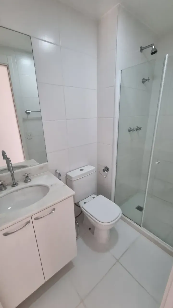 Apartamento com 2 quartos e cozinha fechada moderna — photo 5
