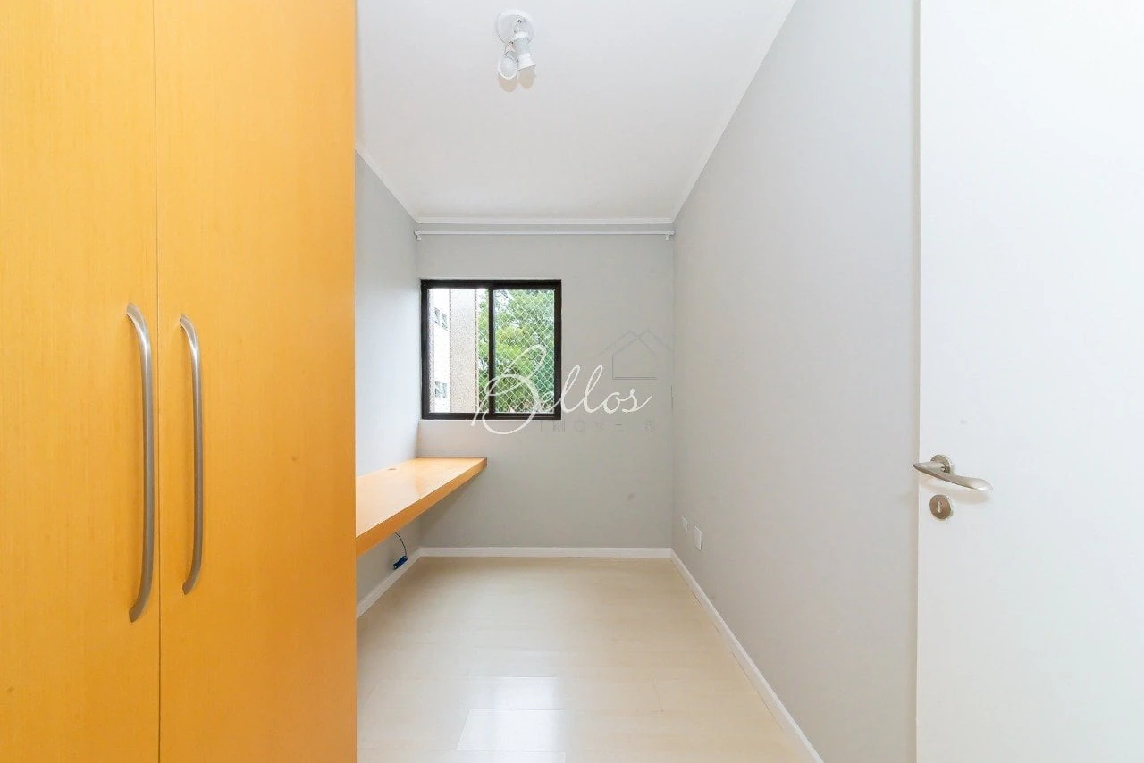 Home office in a 3-bedroom apartment, 93 m² — photo 16