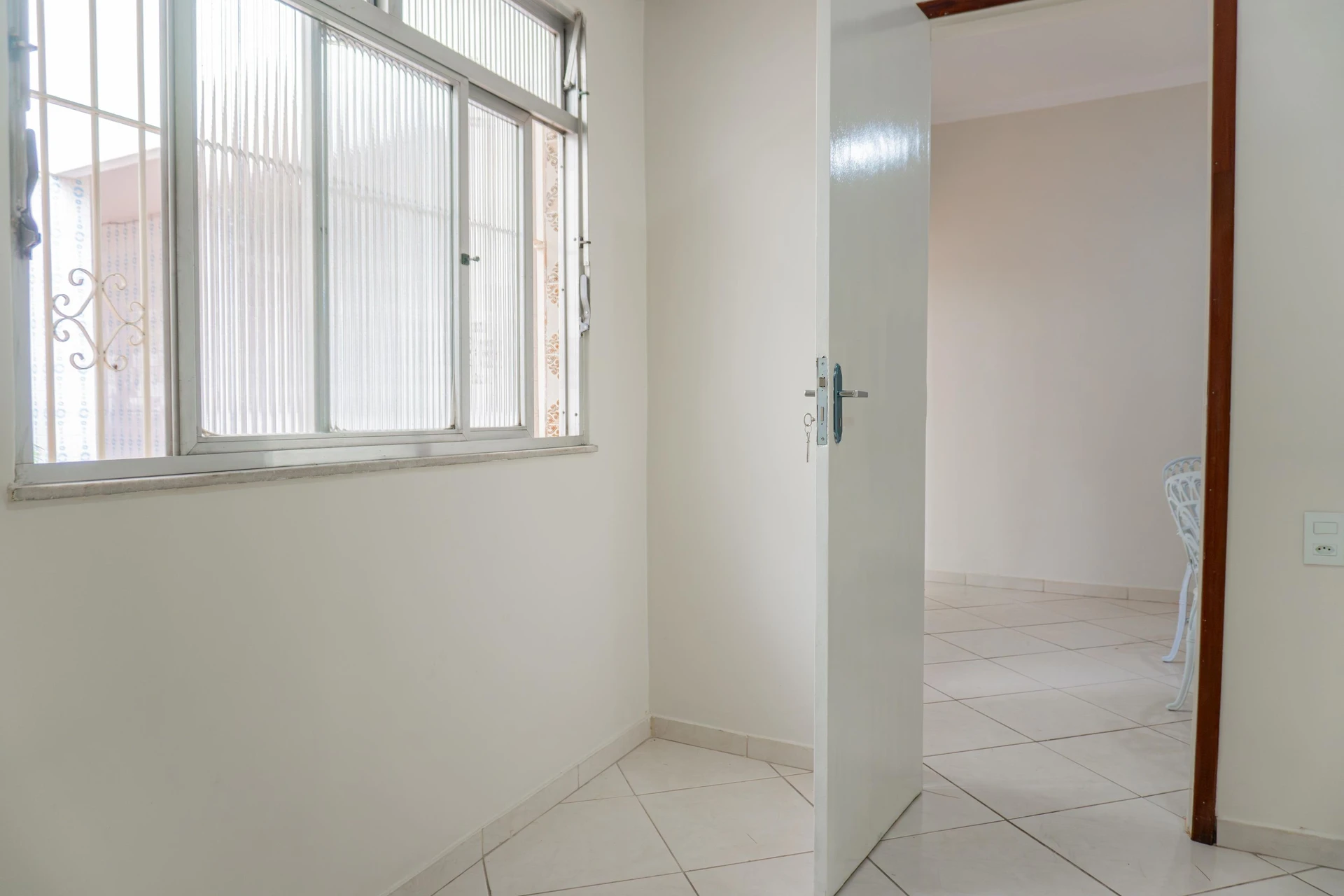 Apartment with 2 bedrooms and a balcony — photo 2