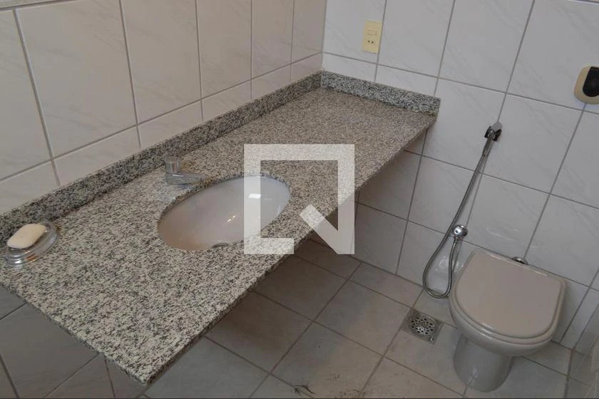 Apartment with 3 bedrooms, balcony and 130 m² — photo 25