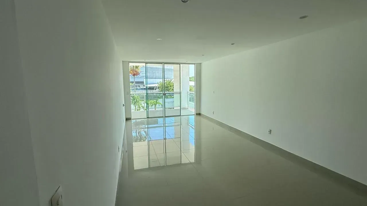 Casa com 5 quartos e 5 banheiros, 900 m² — photo 7