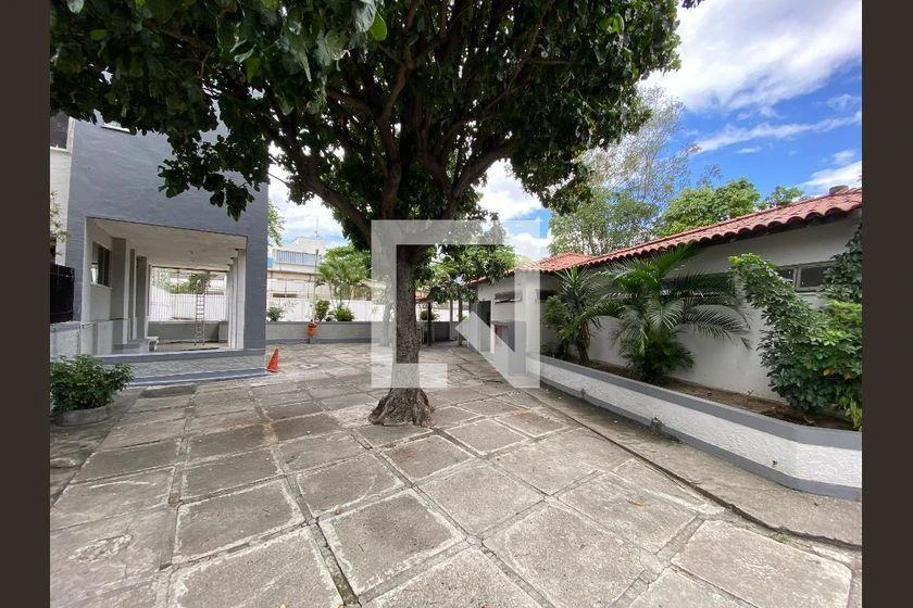 Unfurnished 2-bedroom apartment with 52 m² and views — photo 43