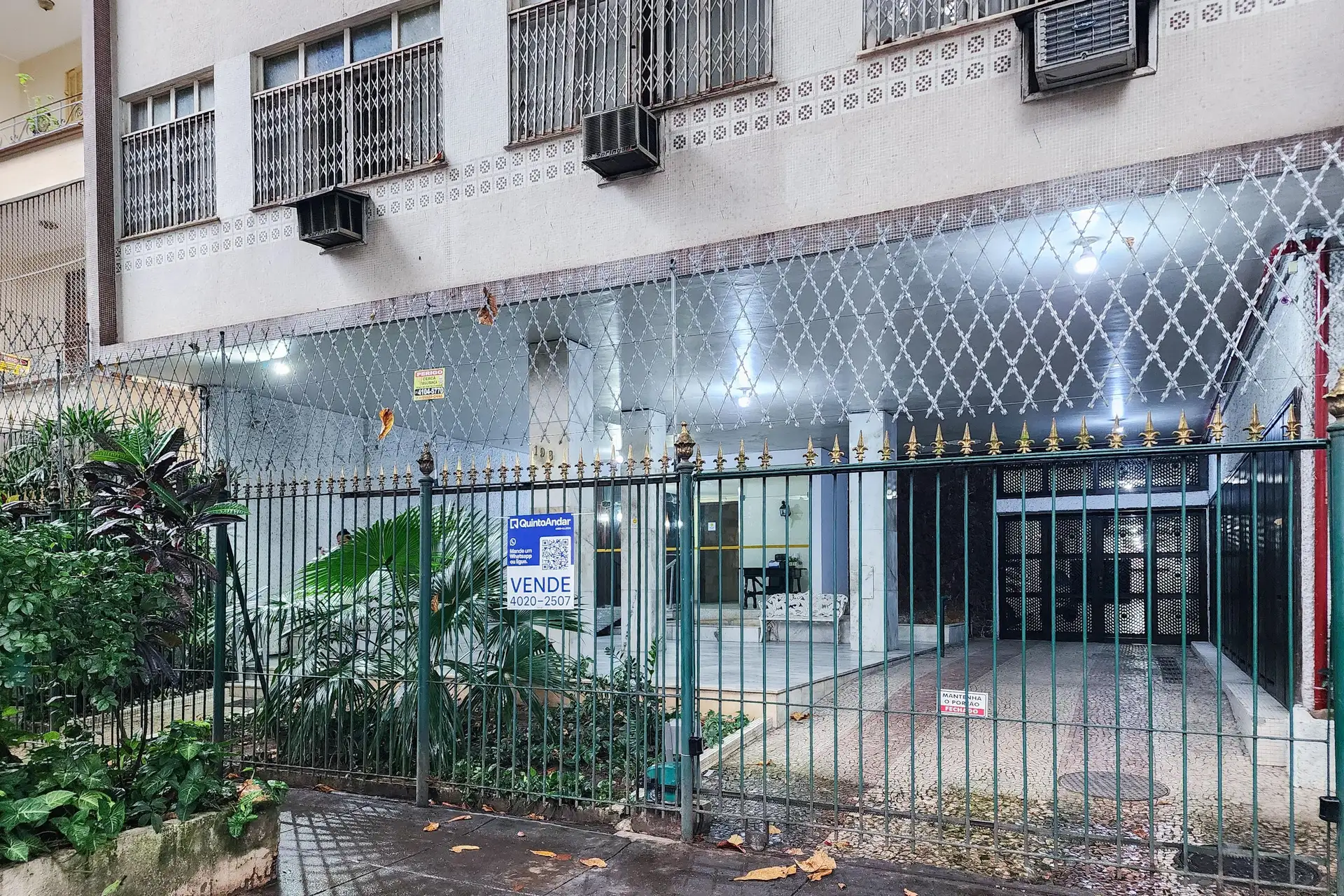 5-bedroom apartment with a mountain view in Rio de Janeiro — photo 61